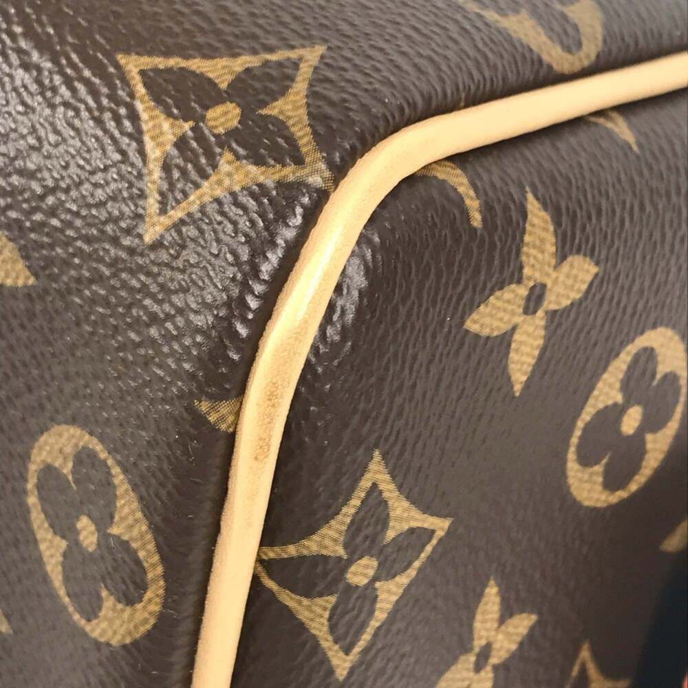 LOUIS VUITTON Authentic Brown Monogram Canvas Pouch - Picture 16 of 16